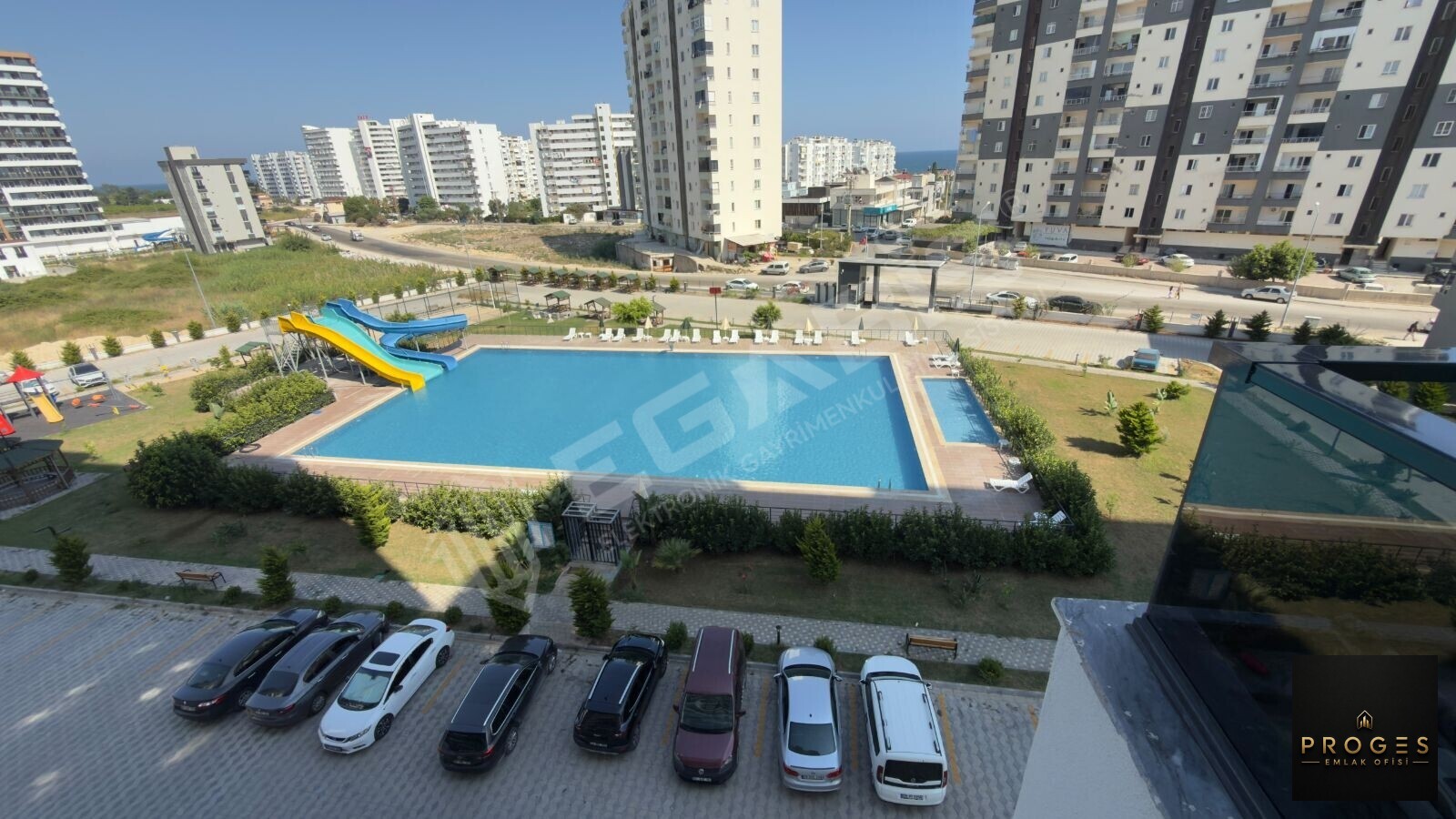 ERDEMLİ TÖMÜKTE FULL EŞYALI KİRALIK 1+1 DAİRE