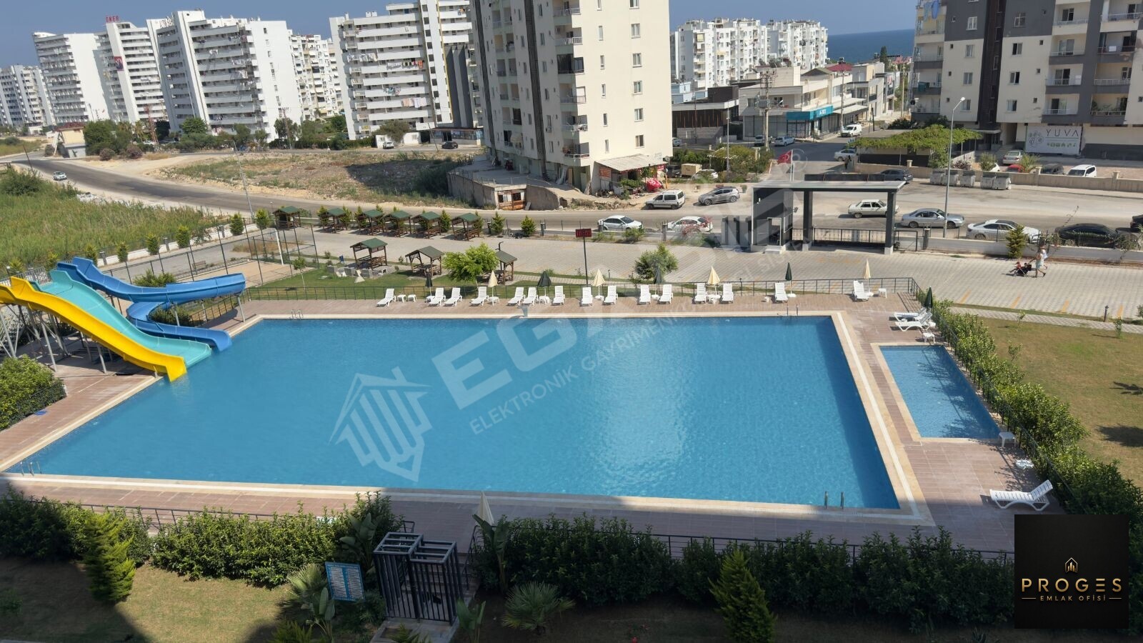 ERDEMLİ TÖMÜKTE FULL EŞYALI KİRALIK 1+1 DAİRE - 2