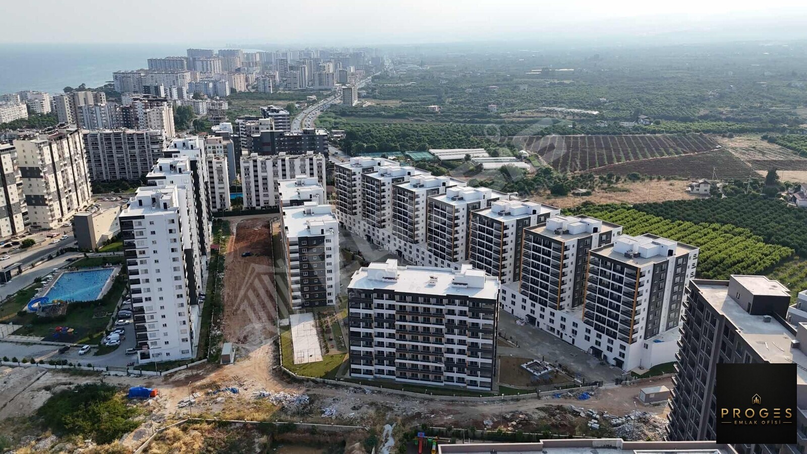 PROGESTEN TÖMÜKTE SOSYAL DONATILI SİTE İÇERİSİNDE 1+1 DAİRELER - 4