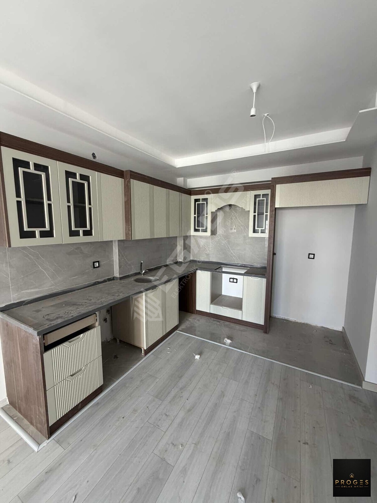 PROGESTEN TÖMÜKTE SOSYAL DONATILI SİTE İÇERİSİNDE 1+1 DAİRELER - 10