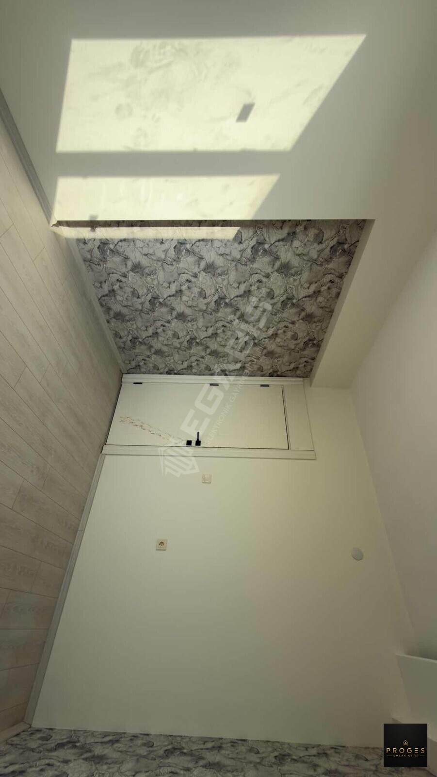 PROGES'TEN TÖMÜK'TE SOSYAL DONATLI 2+1 SATILIK DAİRE - 15