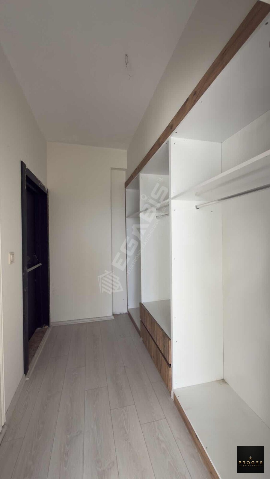 PROGES'TEN TÖMÜK'TE SOSYAL DONATLI 2+1 SATILIK DAİRE - 20