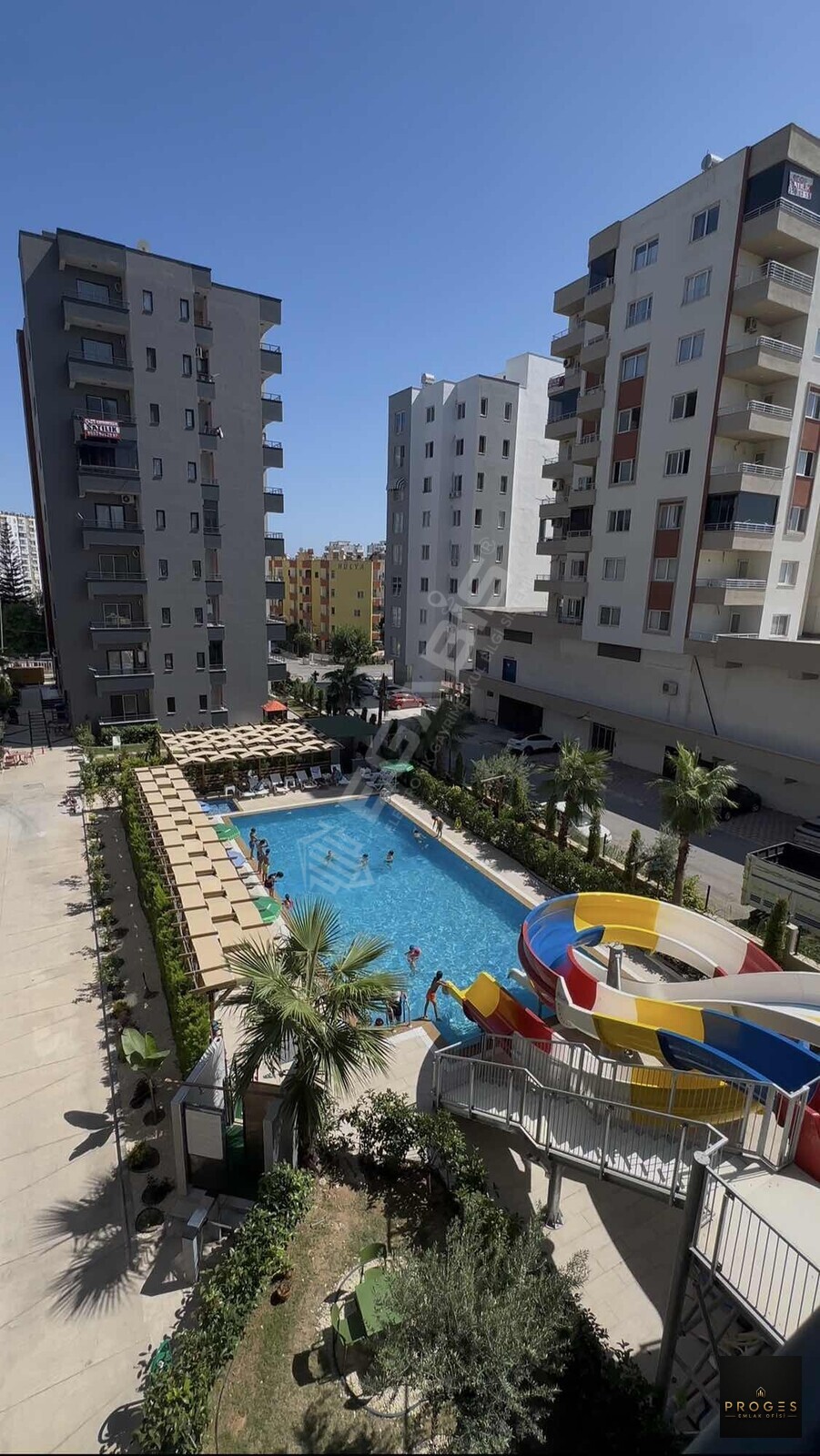 BU SİTEDE ARADIĞIN HER ŞEY VAR, PROGES'TEN SOSYAL DONATILI 1+1