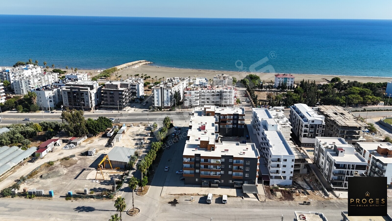 PROGES'TEN KOCAHASANLI'DA HAVUZLU SİTE İÇİNDE EŞYALI 1+1 SATILIK
