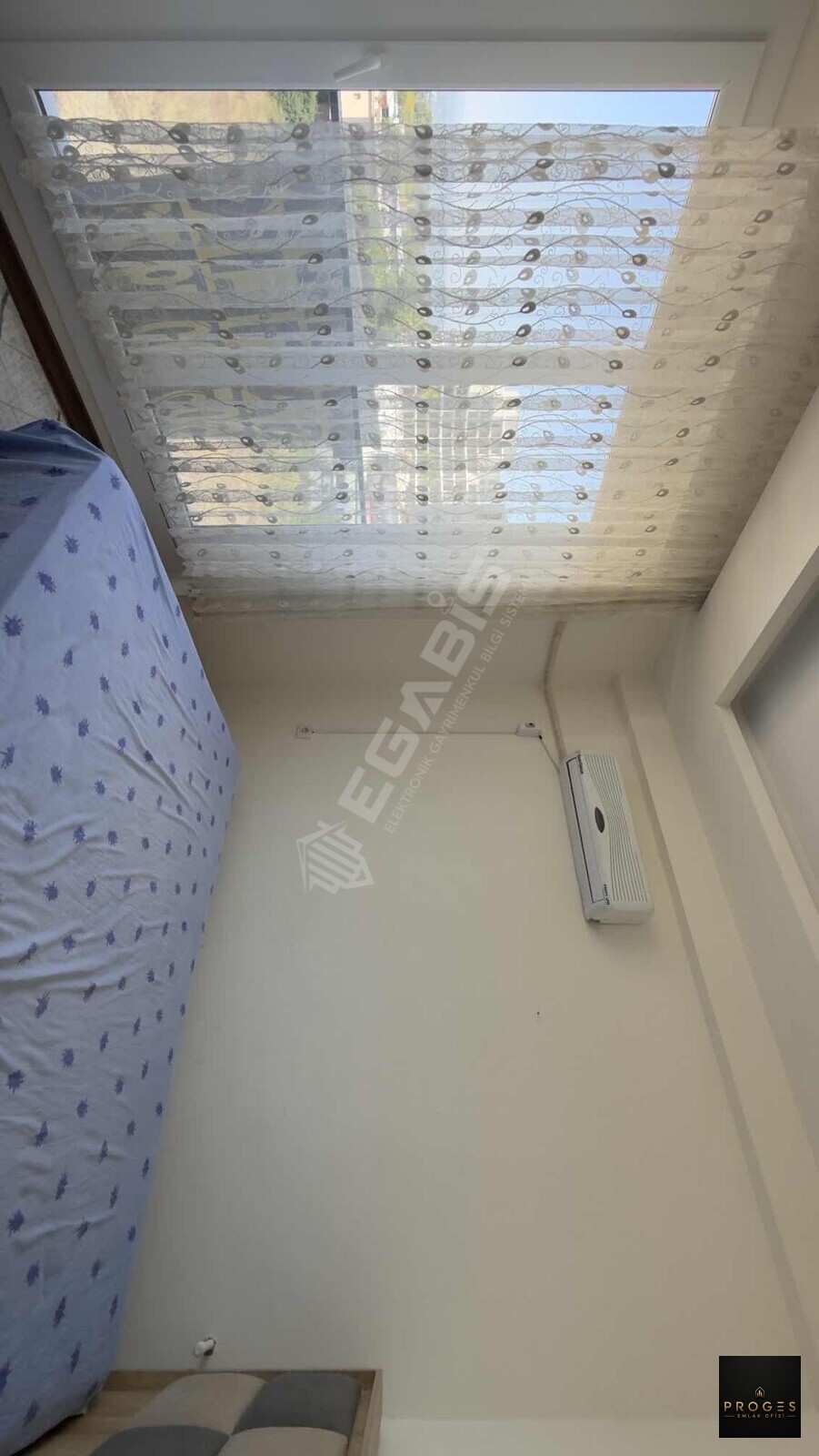 PROGES'TEN TÖMÜK'TE 3 CEPHELİ HAVUZLU 1+1 EŞYALI SATILIK DAİRE - 18