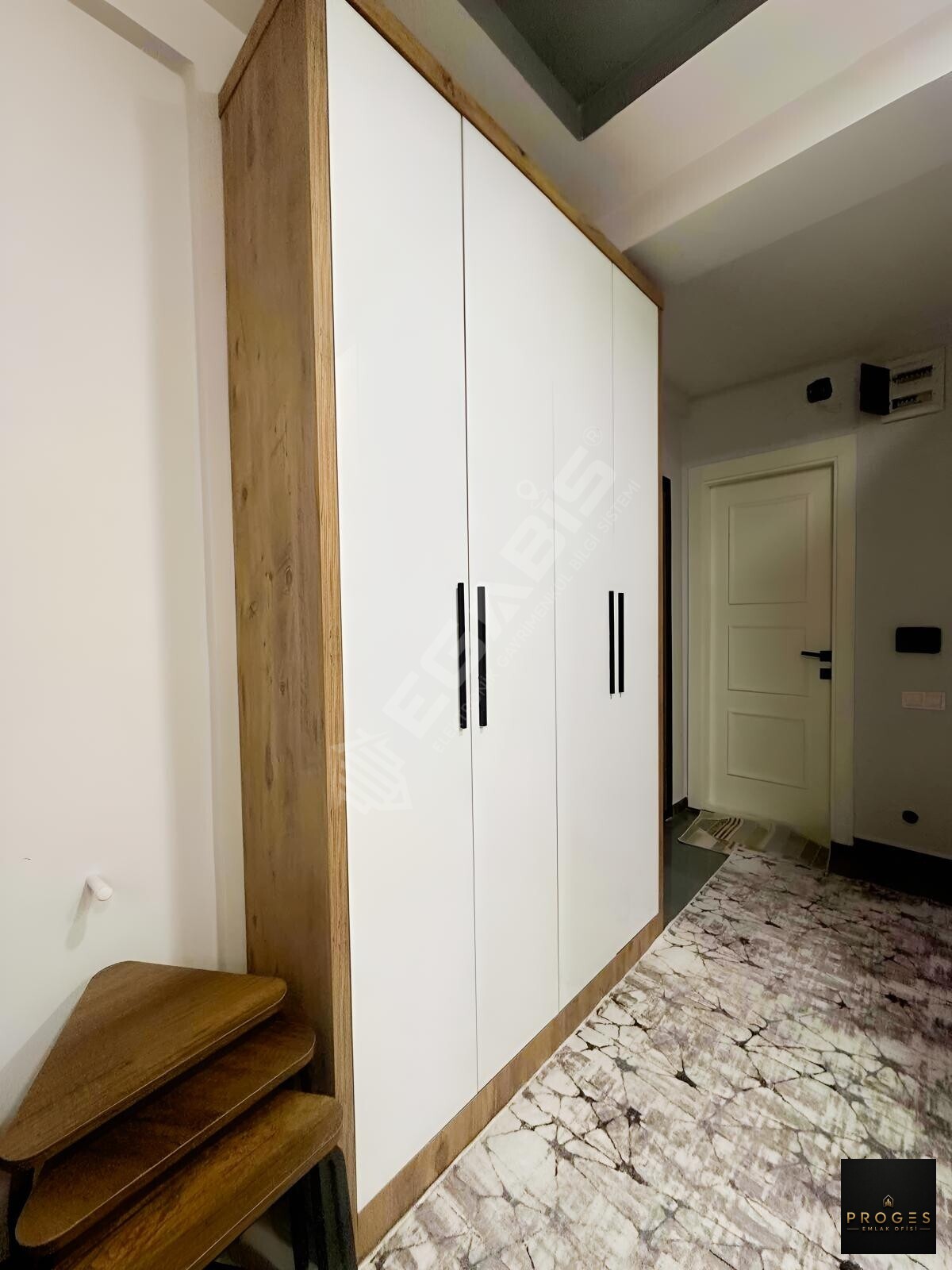 PROGES'TEN HAVUZ MANZARALI FULL EŞYALI KİRALIK 1+1 DAİRE - 8