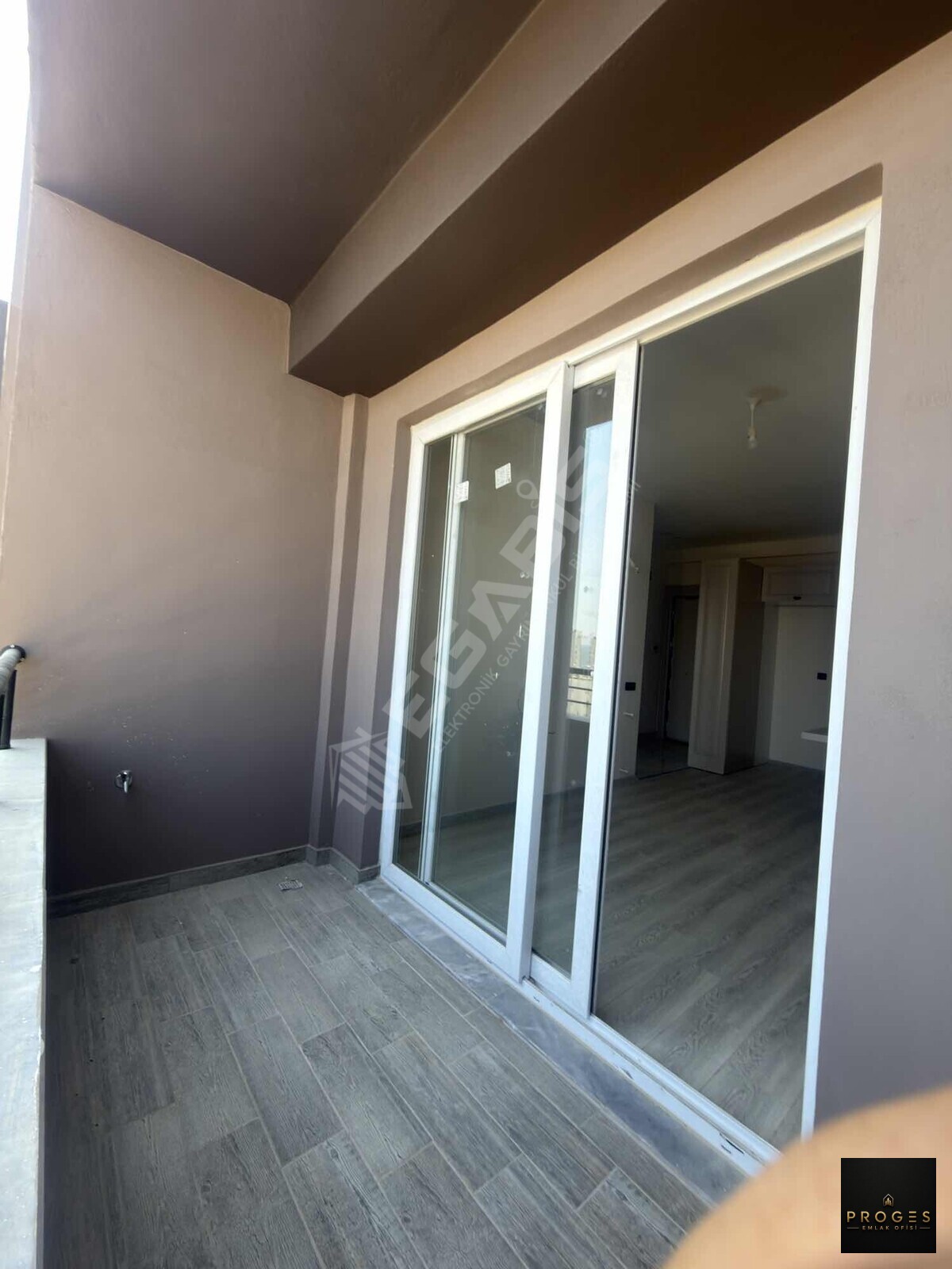 PROGES'TEN DENİZ MANZARALI 1+1 KİRALIK DAİRE - 9