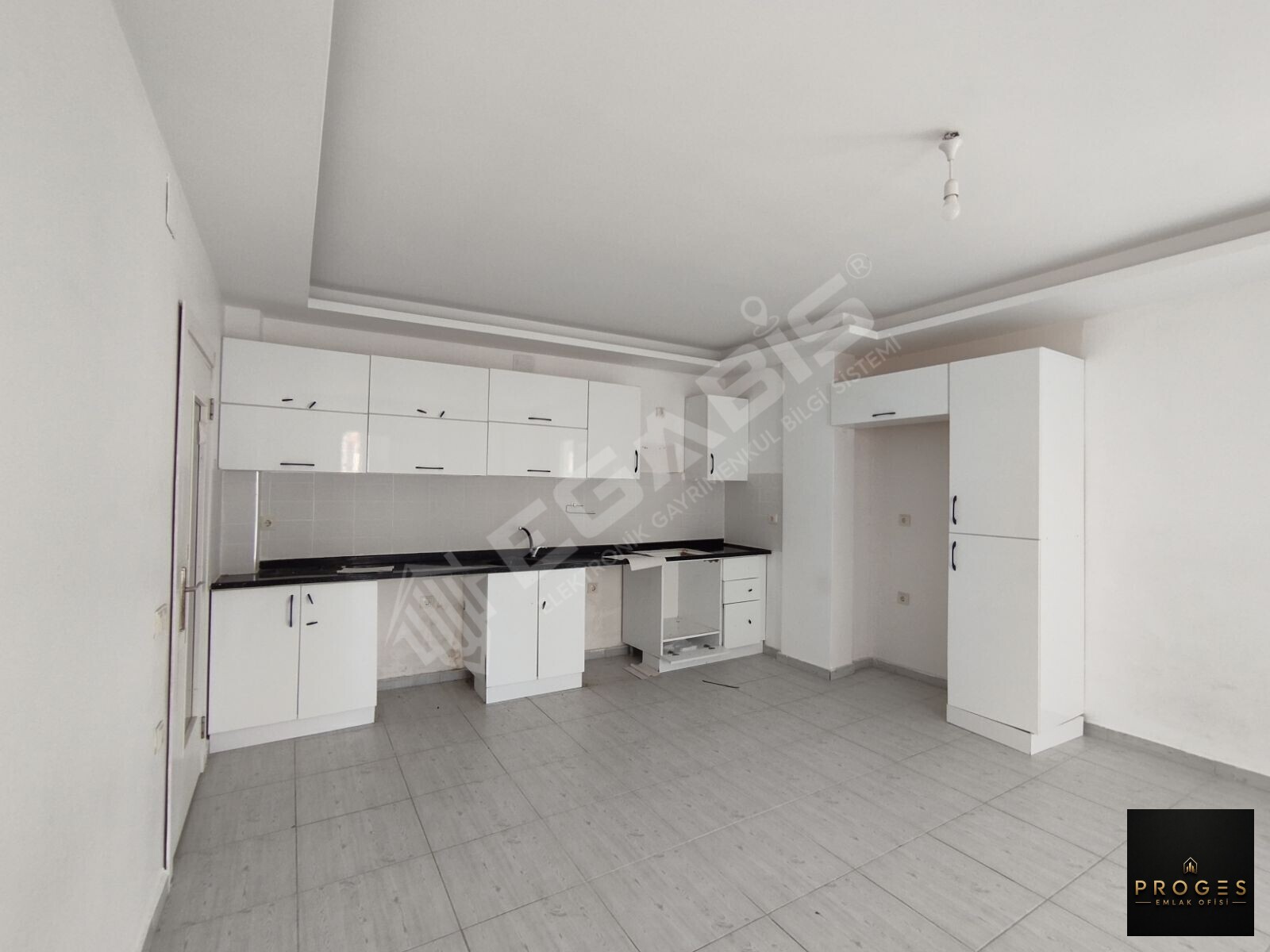 AŞAĞI ALATA DA KİRALIK 2+1 DAİRE