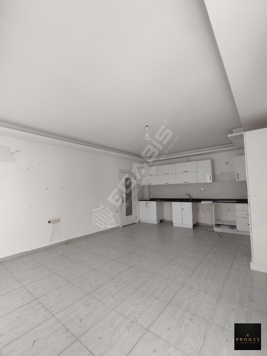 AŞAĞI ALATA DA KİRALIK 2+1 DAİRE - 2
