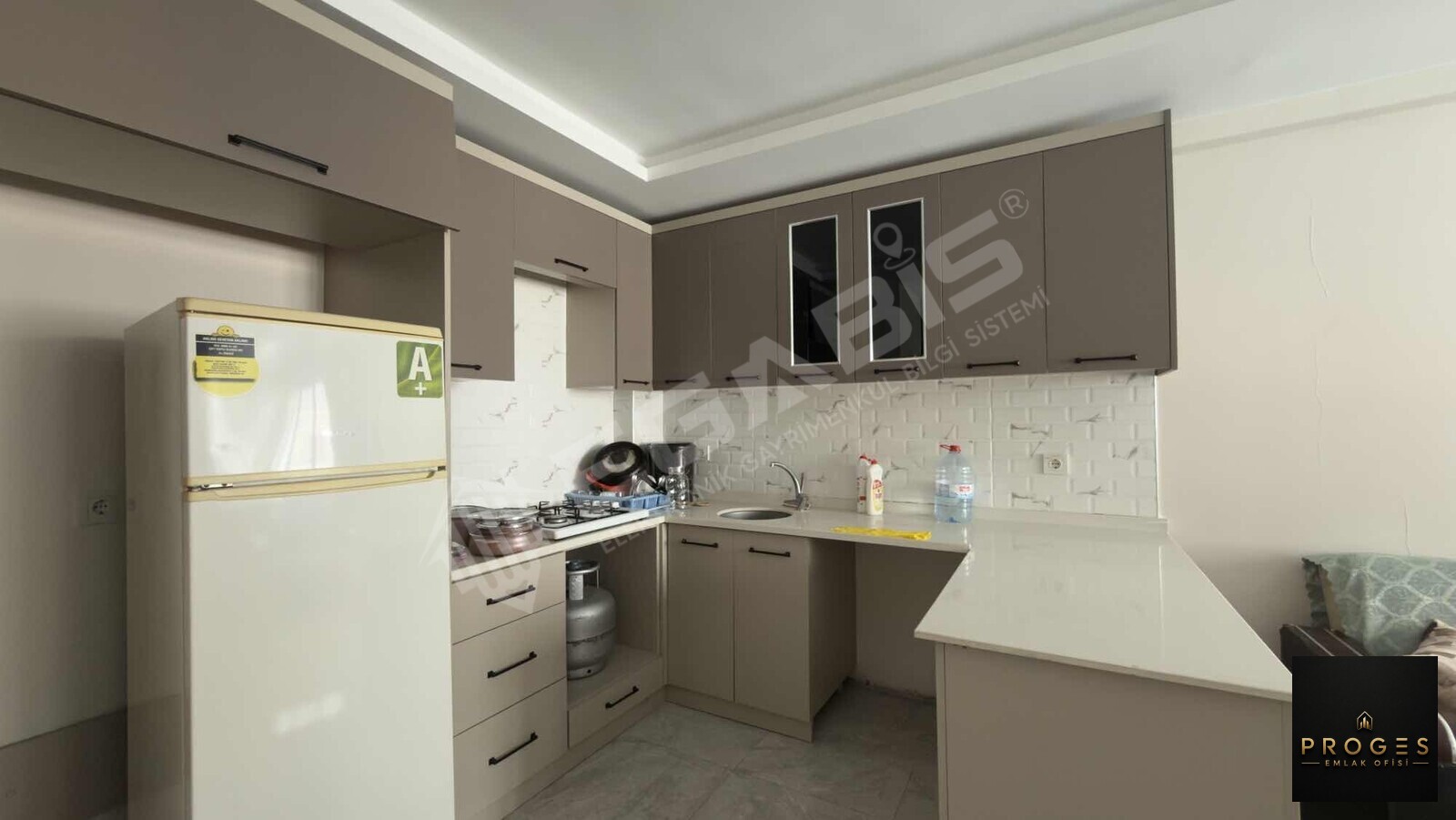PROGES'TEN KOCAHASANLI ' DA HAVUZLU SİTE 1+1 EŞYALI SATILIK - 5