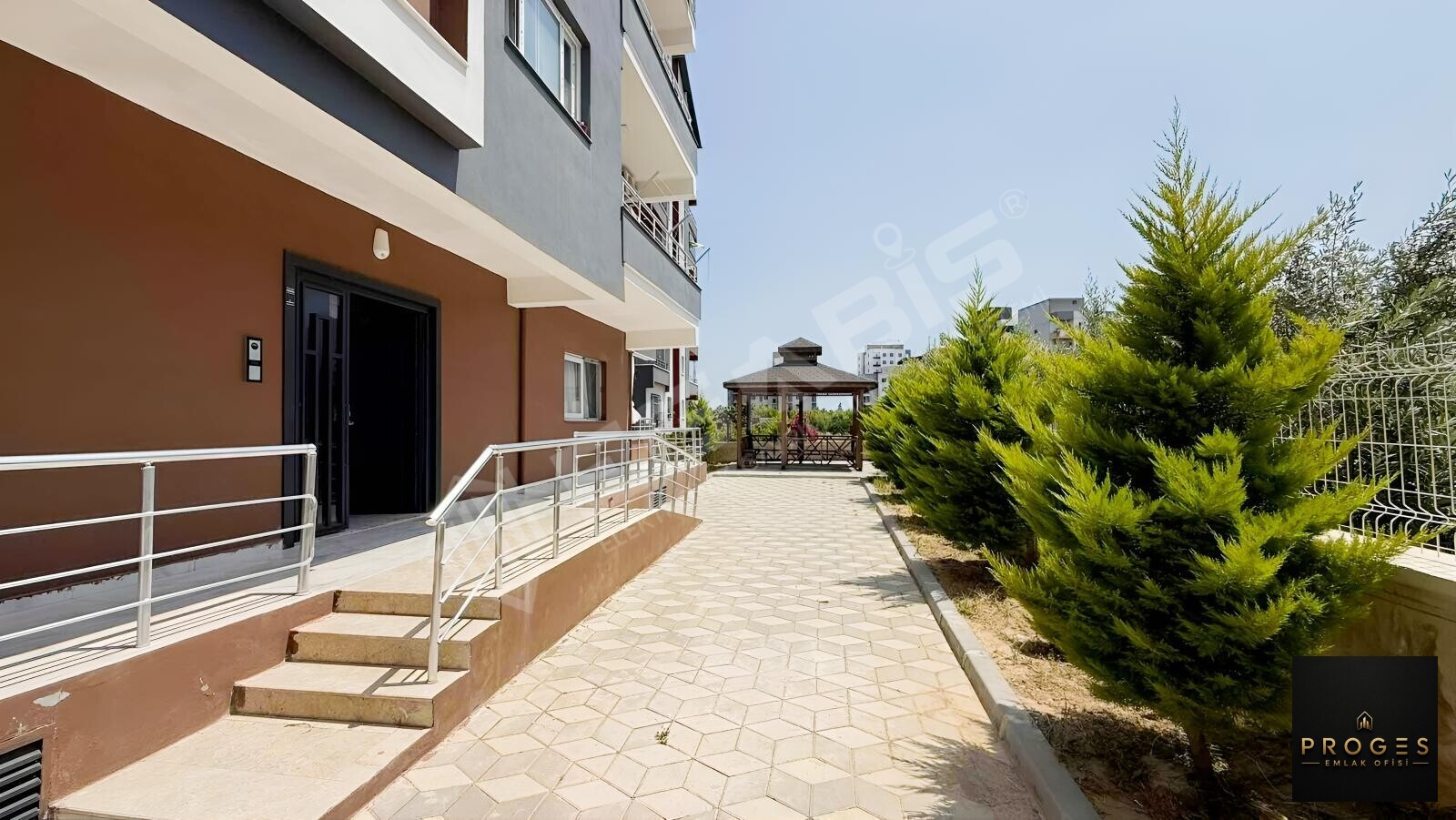 PROGES'TEN HAVUZLU SİTE İÇİNDE 1+1 EŞYALI SATILIK DAİRE - 16
