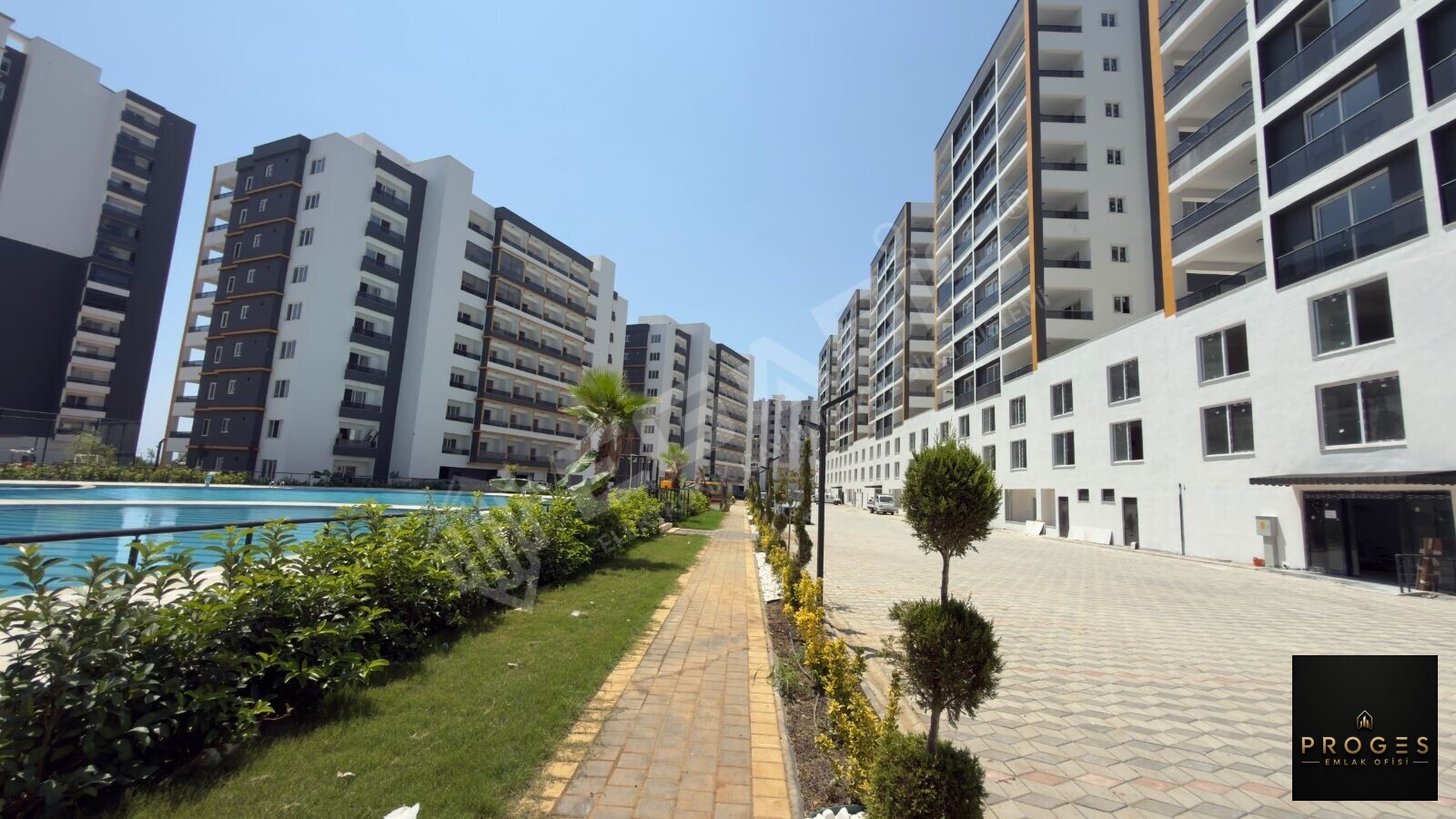 ERDEMLİ TÖMÜKTE HAVUZLU SİTEDE SATILIK 2+1 BAĞIMSIZ MUTFAK DAİRE - 27