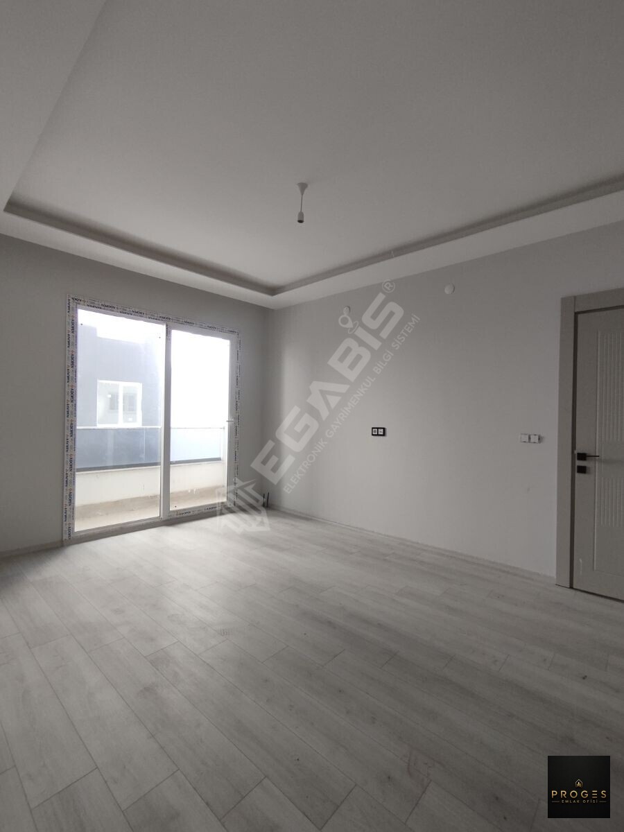 ERDEMLİ TÖMÜKTE HAVUZLU SİTEDE SATILIK 2+1 BAĞIMSIZ MUTFAK DAİRE - 22