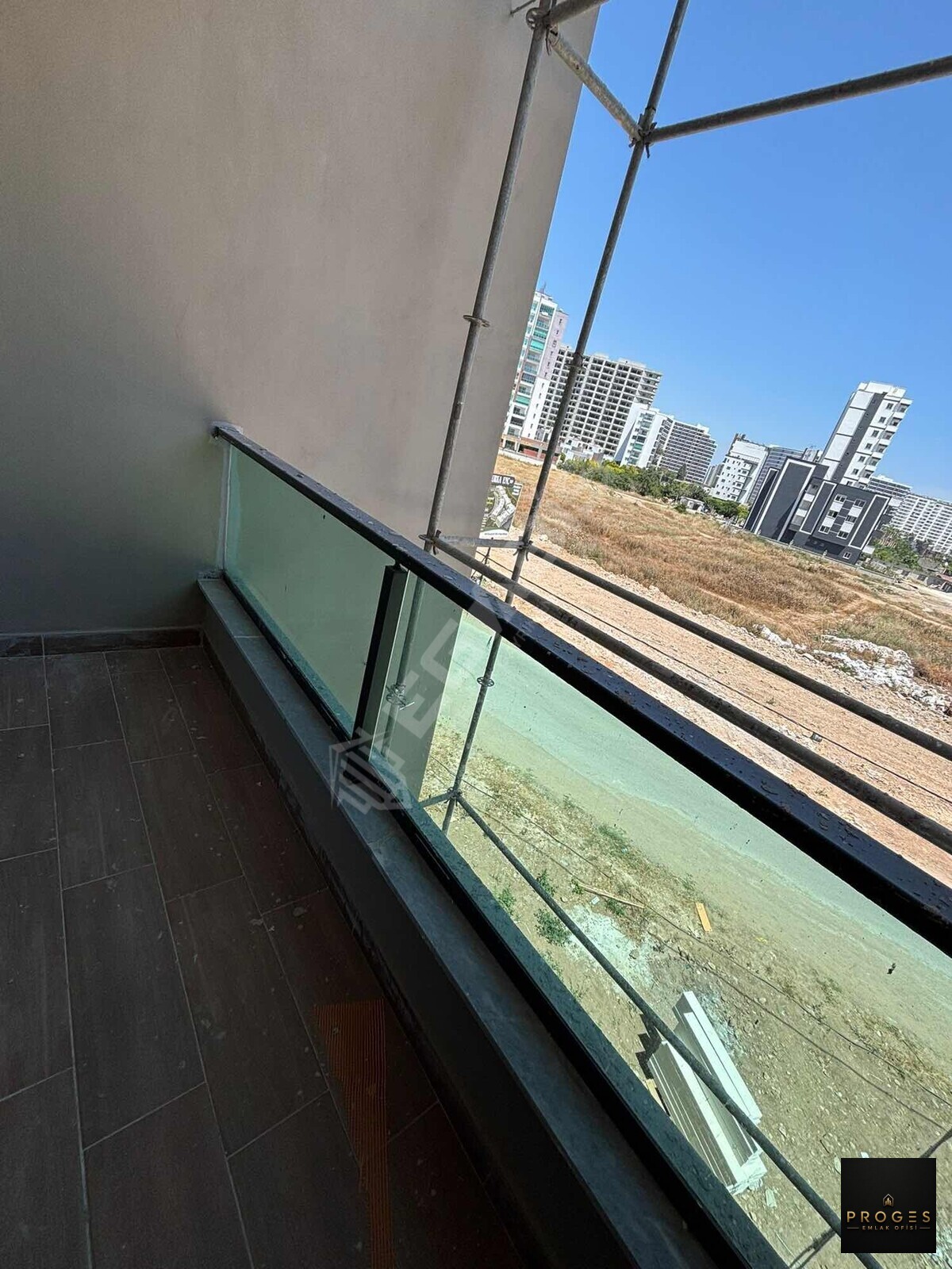 PROGES'TEN YATAY MİMARİ TATİL KÖYÜNDE 1+1 LÜX DAİRE - 19
