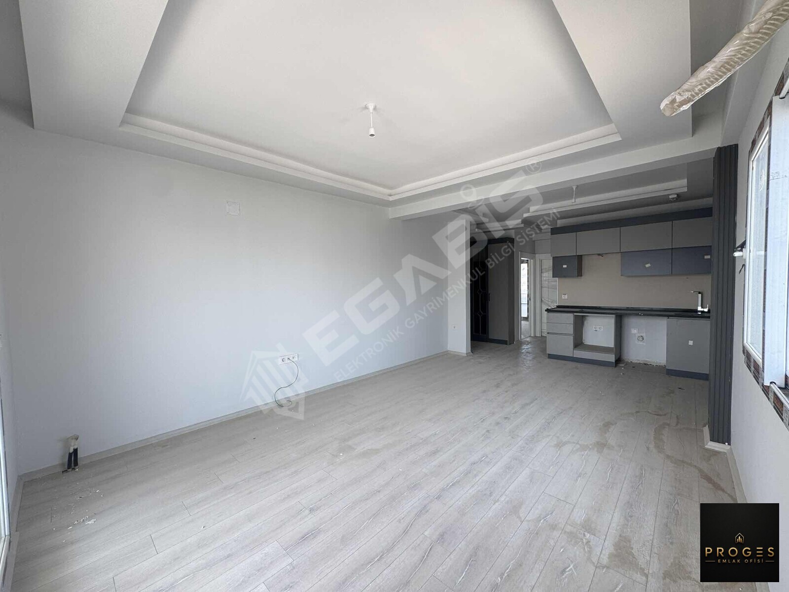 PROGES'TEN ARPAÇBAHŞIŞ MH HAVUZLU SİTEDE SATILIK 2+1 - 4