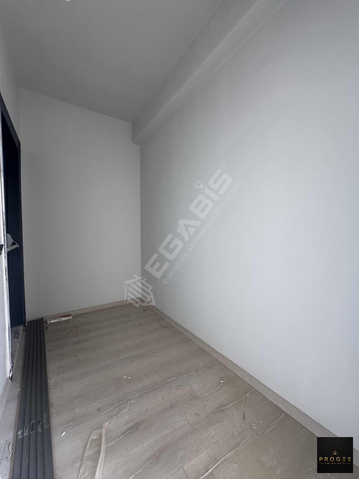 PROGES'TEN ARPAÇBAHŞIŞ MH HAVUZLU SİTEDE SATILIK 2+1 - 11