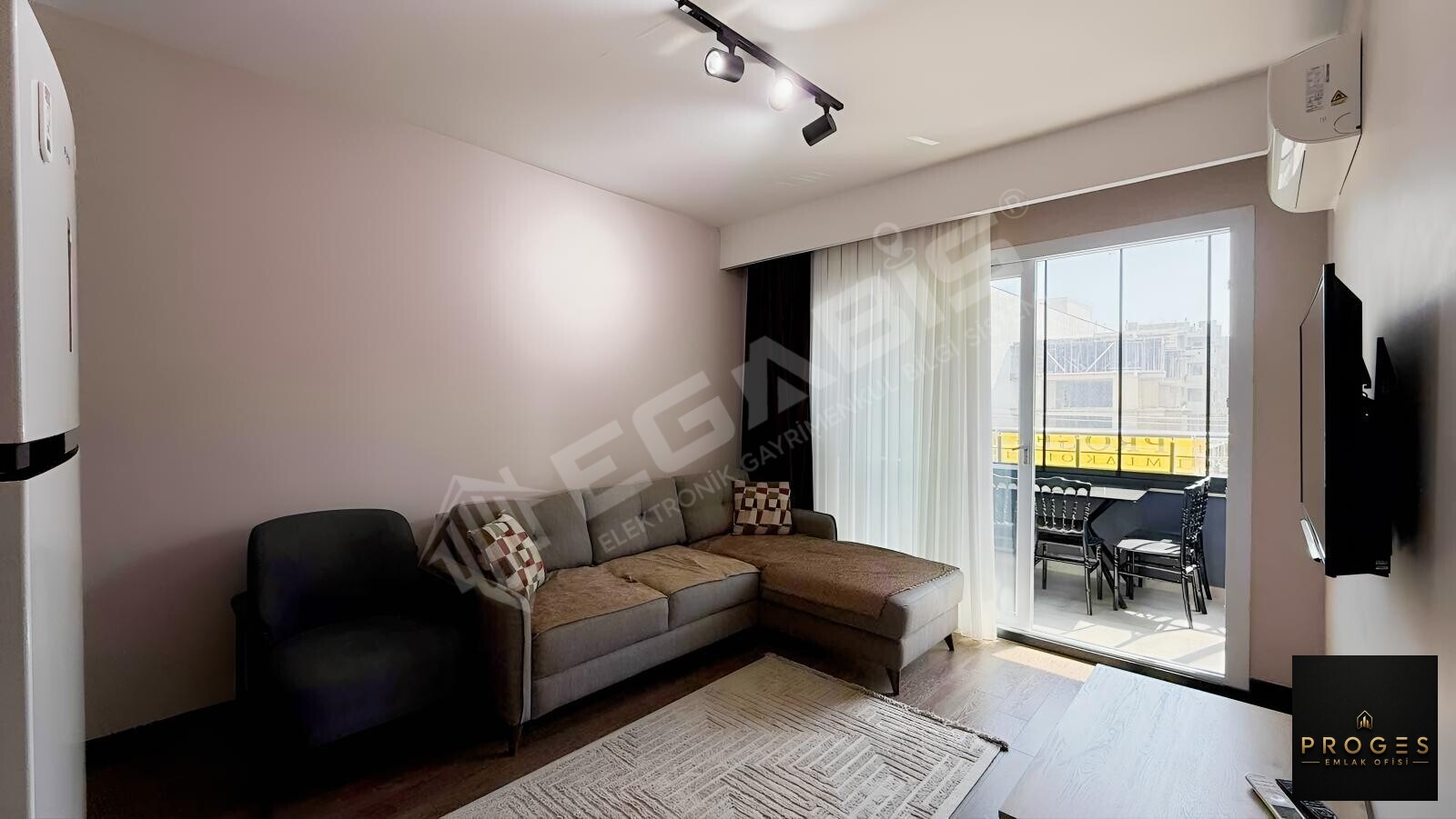 PROGES'TEN KOCAHASANLI'DA 2 CEPHELİ 1+1 SATILIK DAİRE - 4