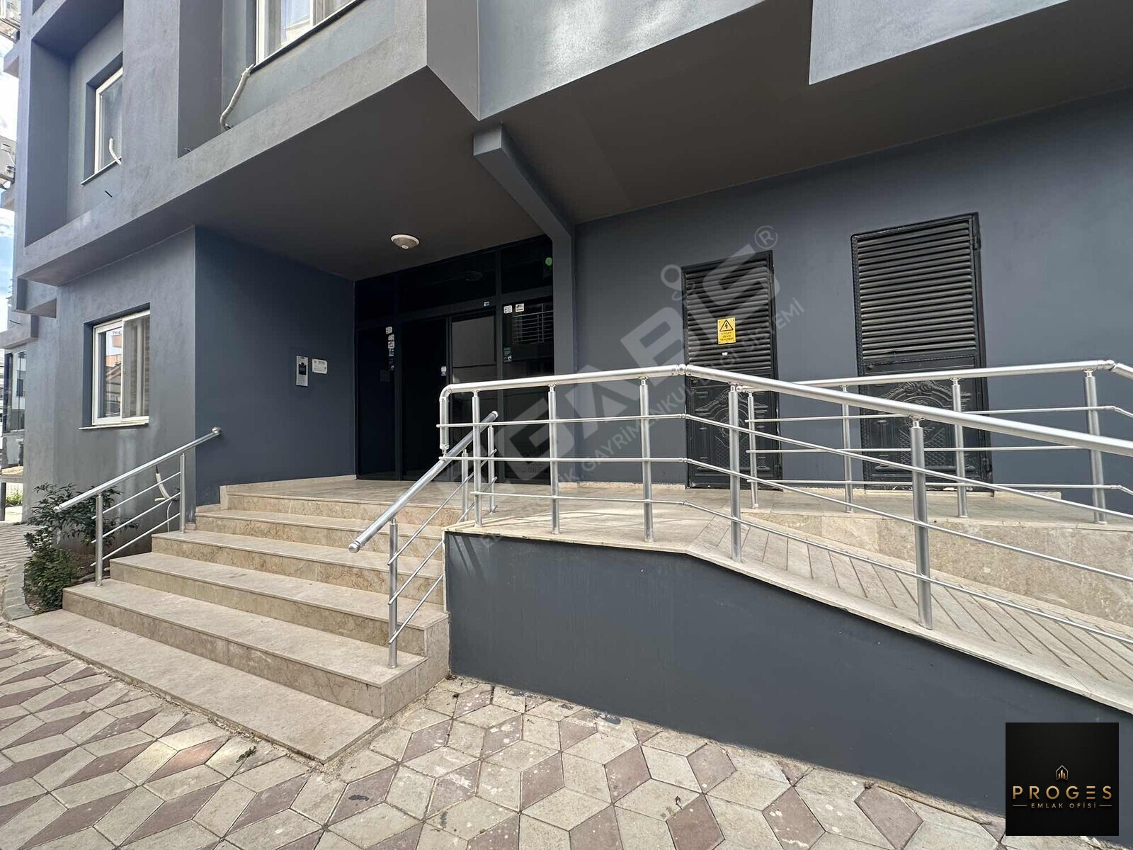 PROGES'TEN İSKANLI 1+1 SATILIK DAİRE - 3