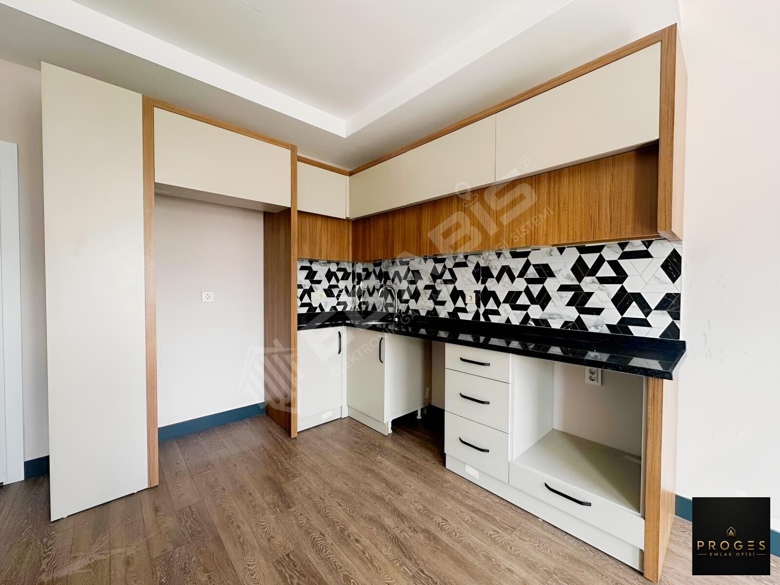 PROGES'TEN KOCAHASANLIDA SATILIK 1+1 DAİRE