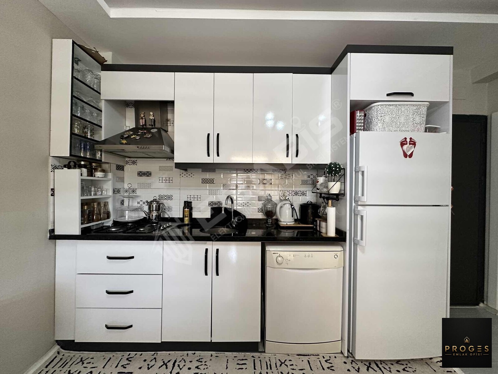 PROGES'TEN LİMONLU 'DA DENİZE 100 MT İSKANLI 1+1 SATILIK DAİRE - 2