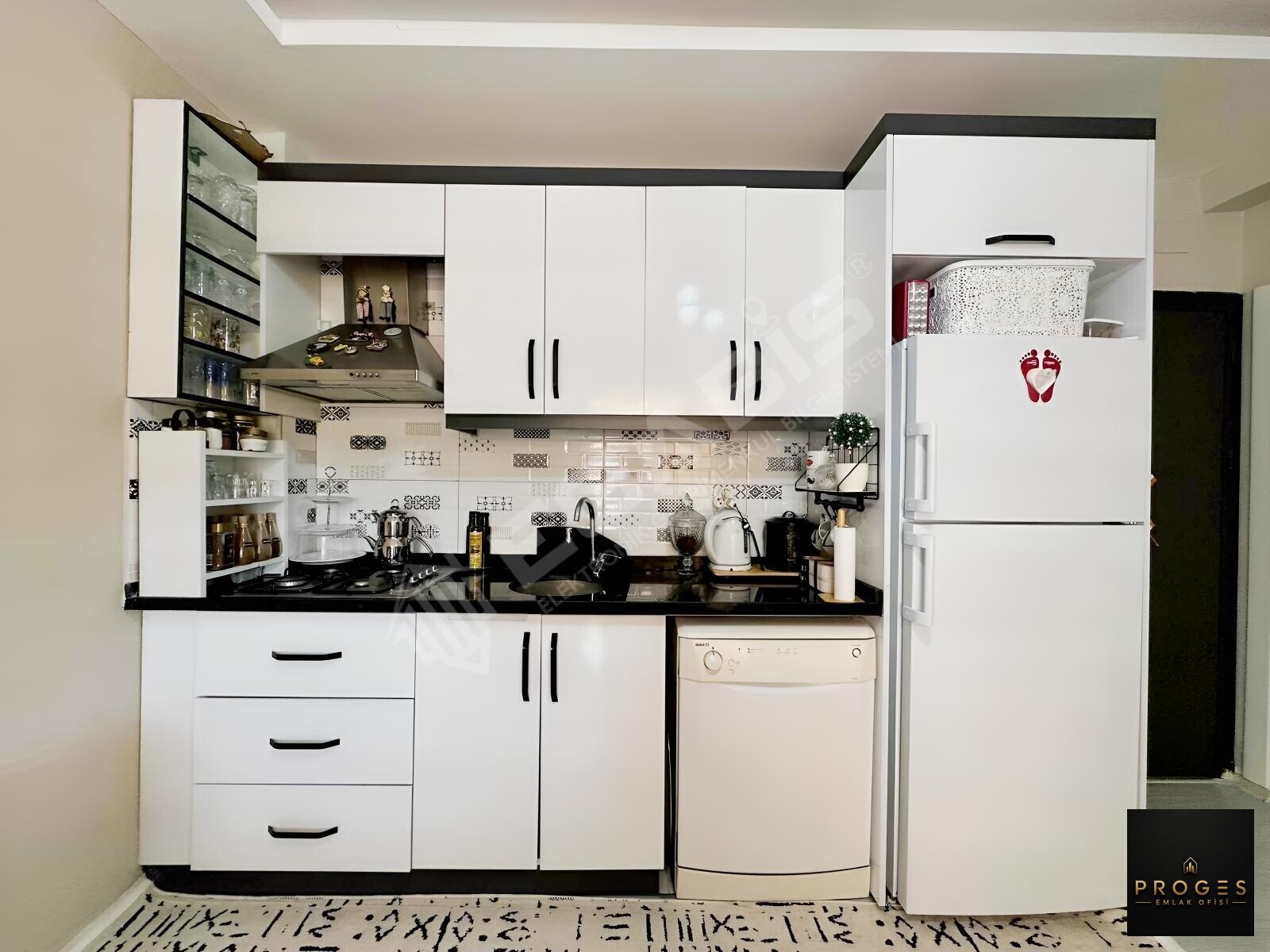 PROGES'TEN LİMONLU 'DA DENİZE 100 MT İSKANLI 1+1 SATILIK DAİRE - 2
