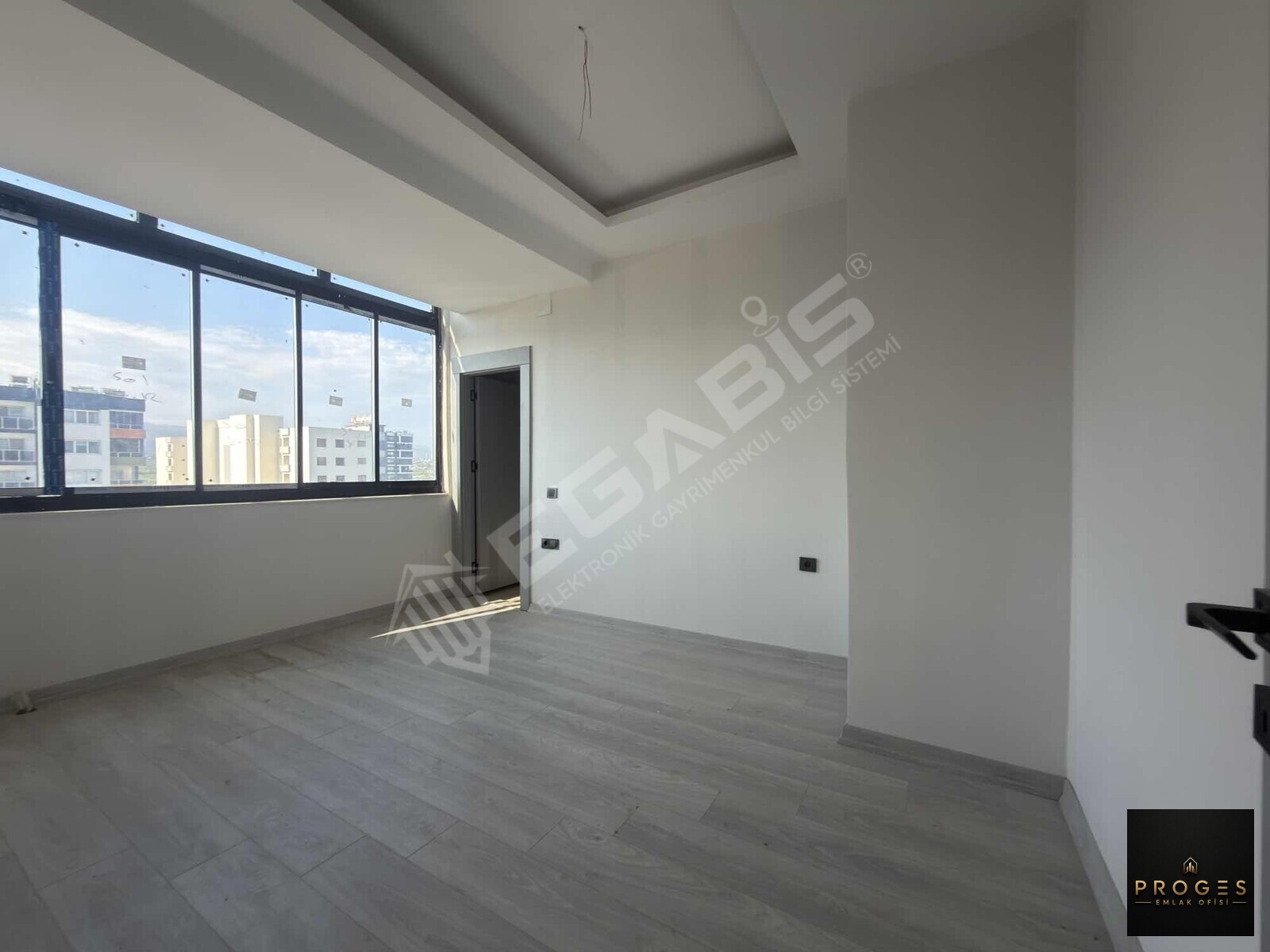 PROGES'TEN ARPAÇBAHŞIŞ MH DENİZ MANZARALI SATILIK 2+1 - 13