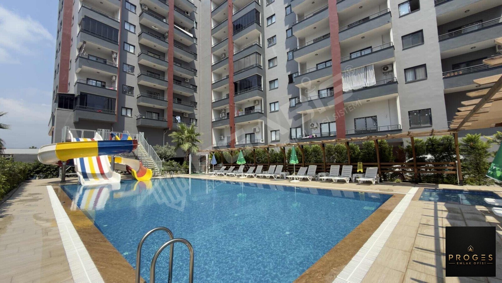 PROGES'TEN AÇIK KAPALI HAVUZ AQUAPARKLI 3+1 SATILIK DAİRE