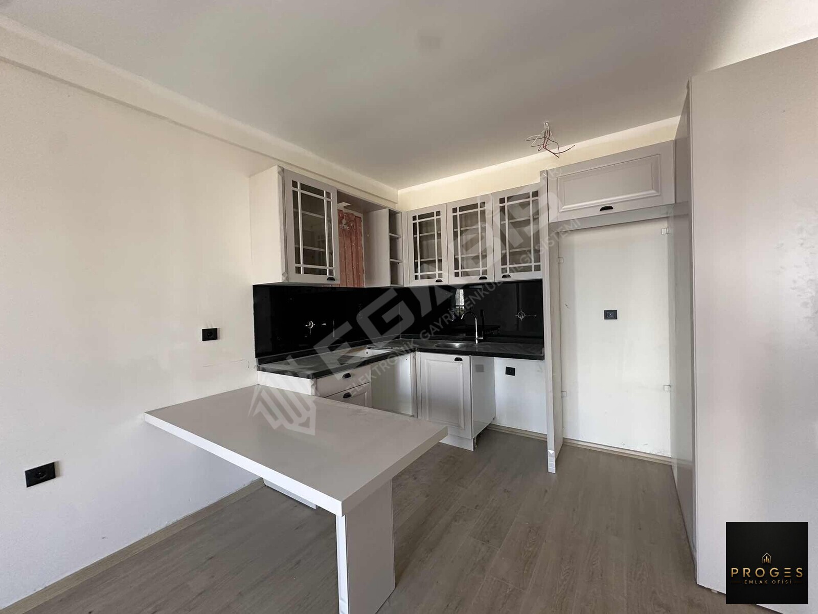 PROGES'TEN ARPAÇBAHŞİŞ'TE YATIRIMLIK DENİZE 300MT SATILIK 1+1 - 10