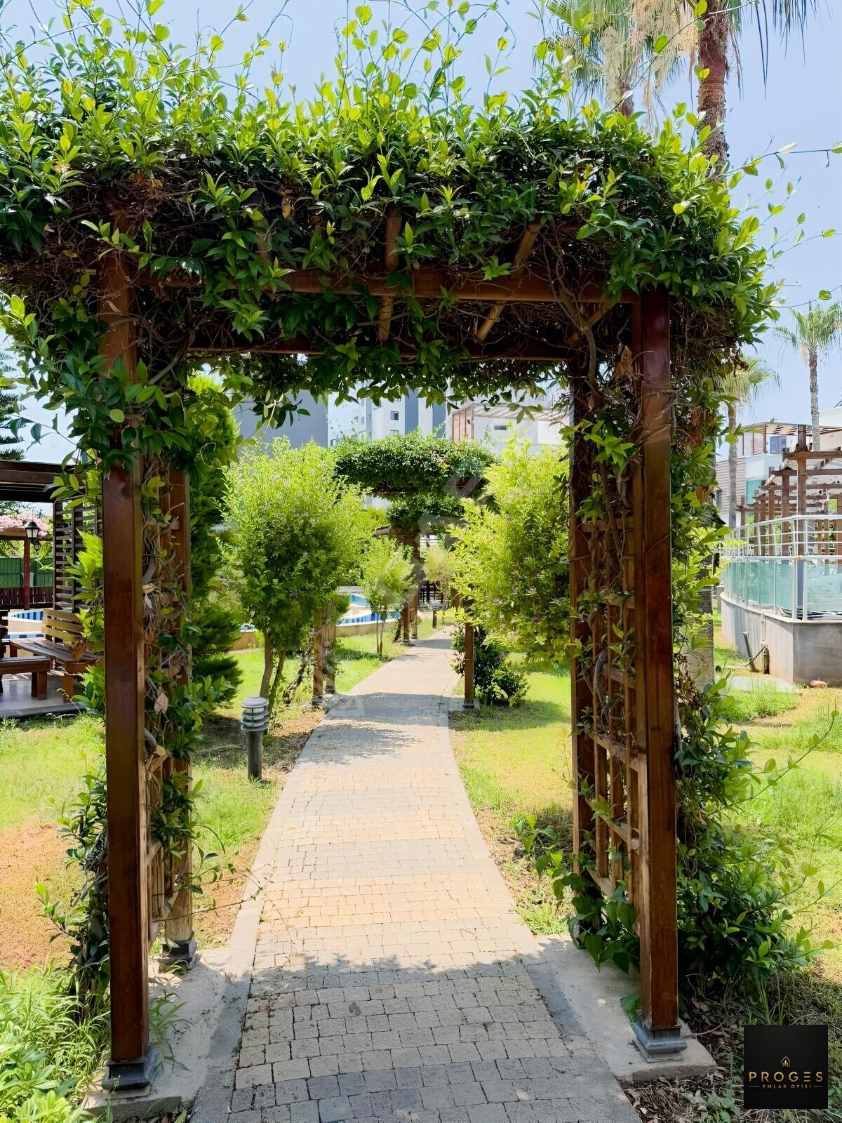 ASIS MARMARİS TATİL KÖYÜNDE EŞYALI 1+1 DAİRE - 10