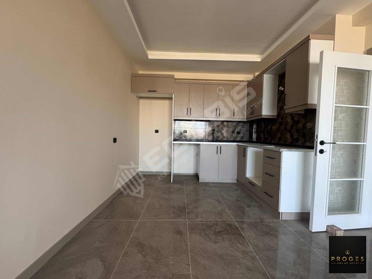 AYAŞ MNR SUİTTE ÇİFT BANYOLU 1+1 DAİRE - 15