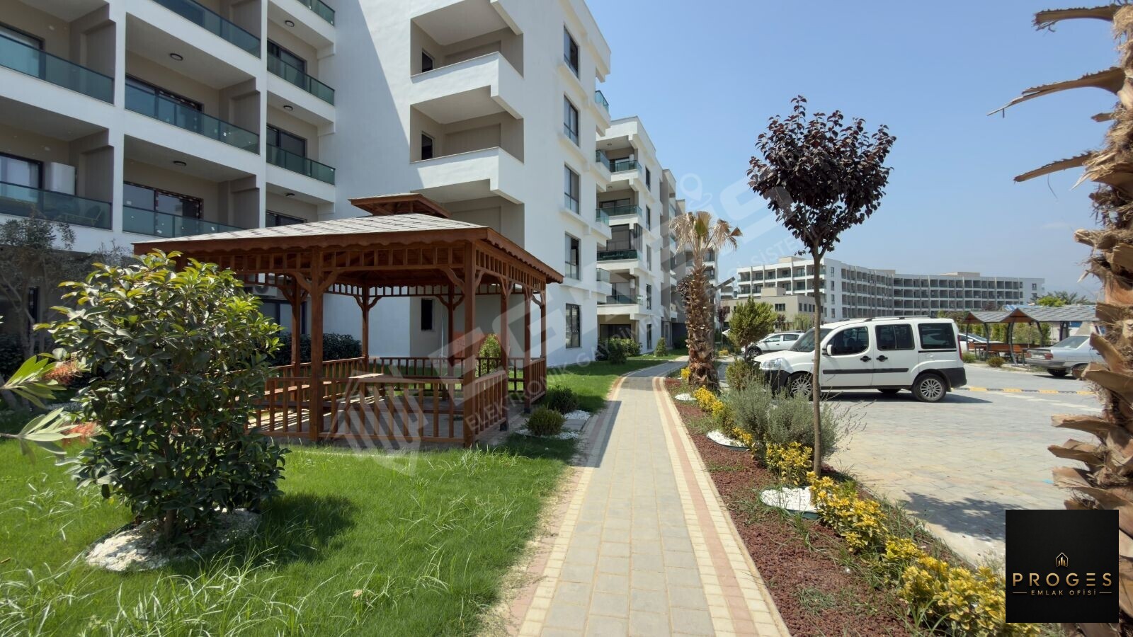 ERDEMLİ TÖMÜK MAHALLESİNDE HAVUZLU SİTE DE KİRALIK 2+1 DAİRE - 5