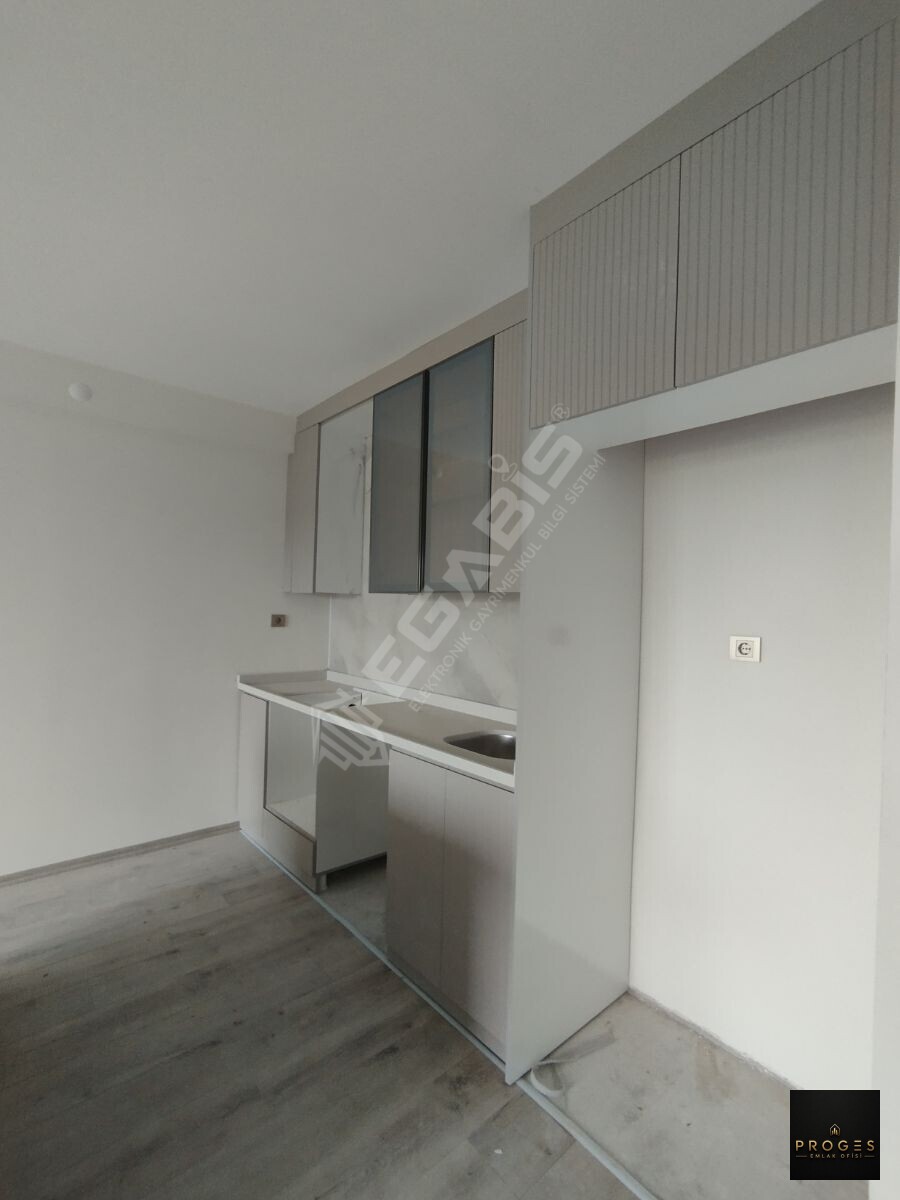 ERDEMLİ TÖMÜK MAHALLESİNDE HAVUZLU SİTE DE KİRALIK 2+1 DAİRE - 19