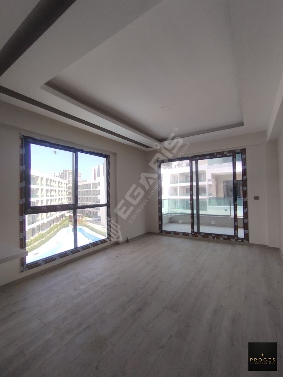 ERDEMLİ TÖMÜK MAHALLESİNDE HAVUZLU SİTE DE KİRALIK 2+1 DAİRE - 20