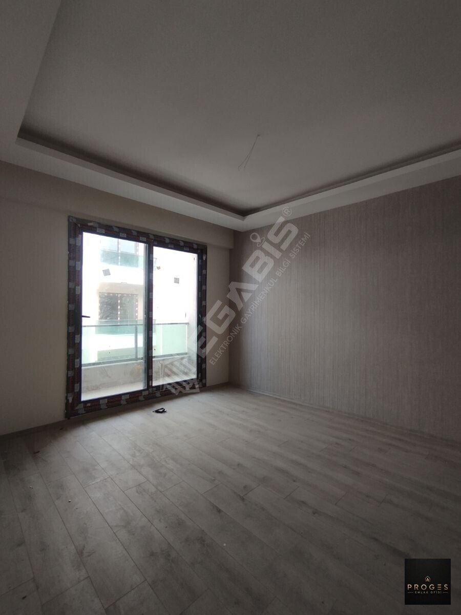 ERDEMLİ TÖMÜK MAHALLESİNDE HAVUZLU SİTE DE KİRALIK 2+1 DAİRE - 25