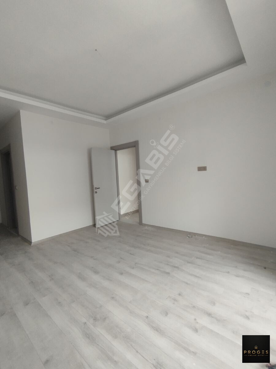 ERDEMLİ TÖMÜK MAHALLESİNDE HAVUZLU SİTE DE KİRALIK 2+1 DAİRE - 26