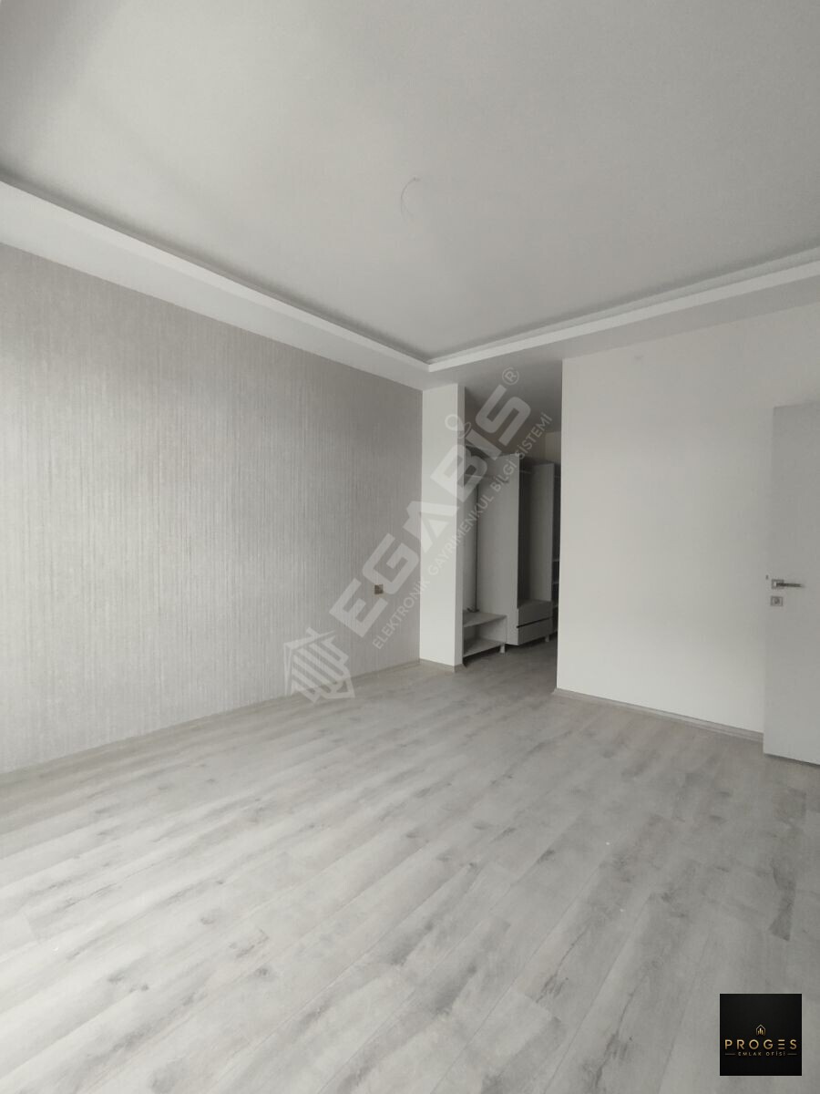 ERDEMLİ TÖMÜK MAHALLESİNDE HAVUZLU SİTE DE KİRALIK 2+1 DAİRE - 27