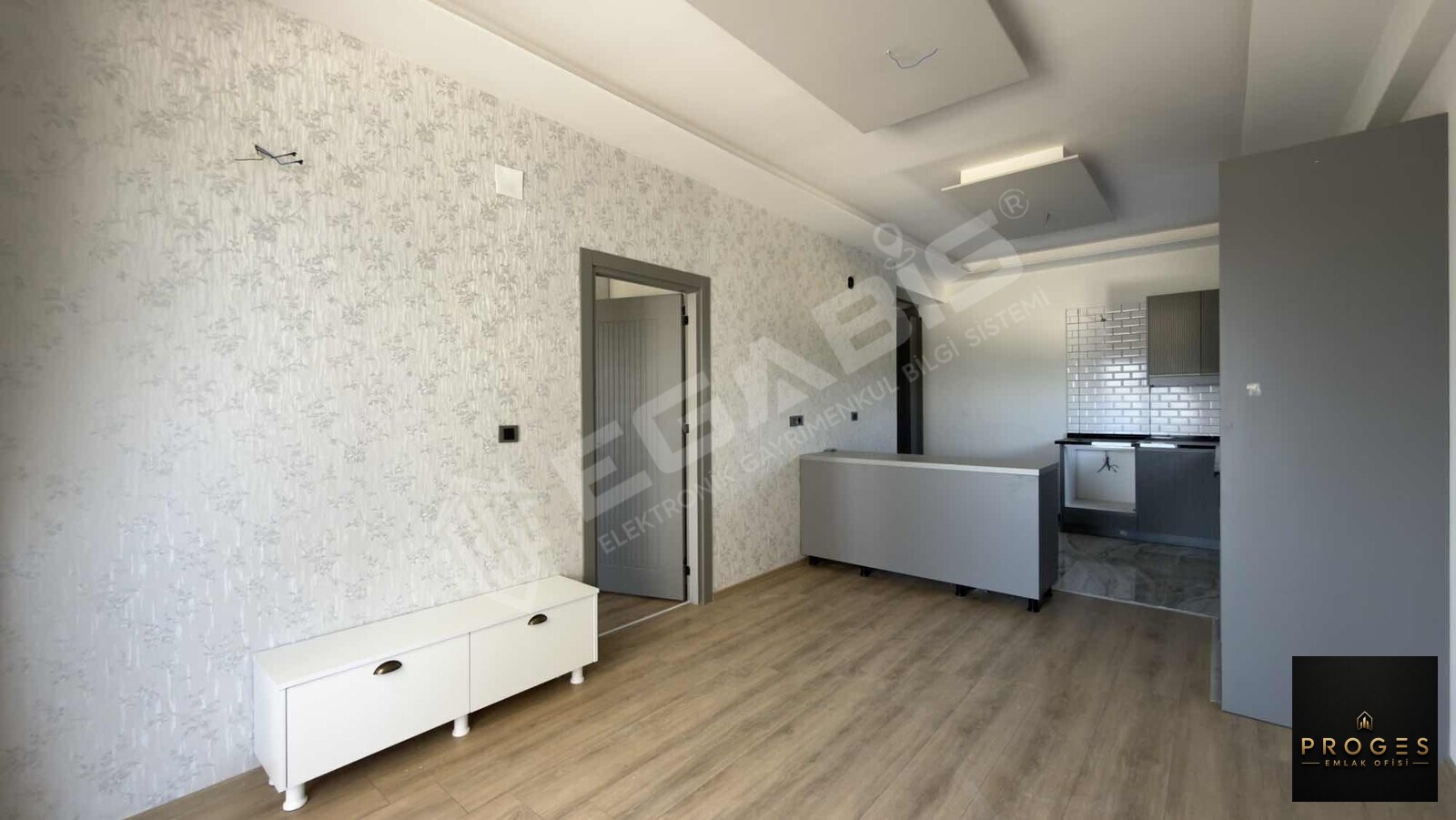 PROGES'TEN ARPAÇBAHŞİŞ'TE ULTRA GENİŞ HAVUZLU 1+1 SATILIK DAİRE - 2