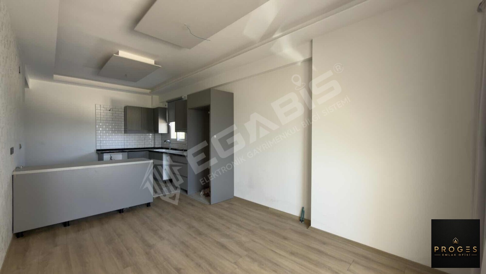 PROGES'TEN ARPAÇBAHŞİŞ'TE ULTRA GENİŞ HAVUZLU 1+1 SATILIK DAİRE - 3