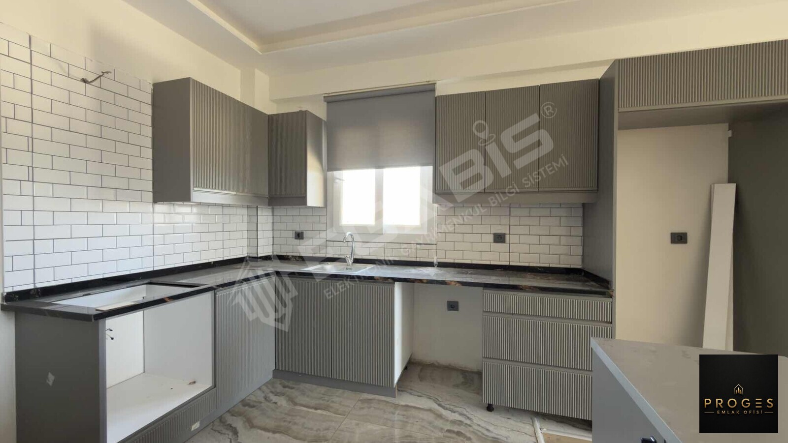 PROGES'TEN ARPAÇBAHŞİŞ'TE ULTRA GENİŞ HAVUZLU 1+1 SATILIK DAİRE - 6