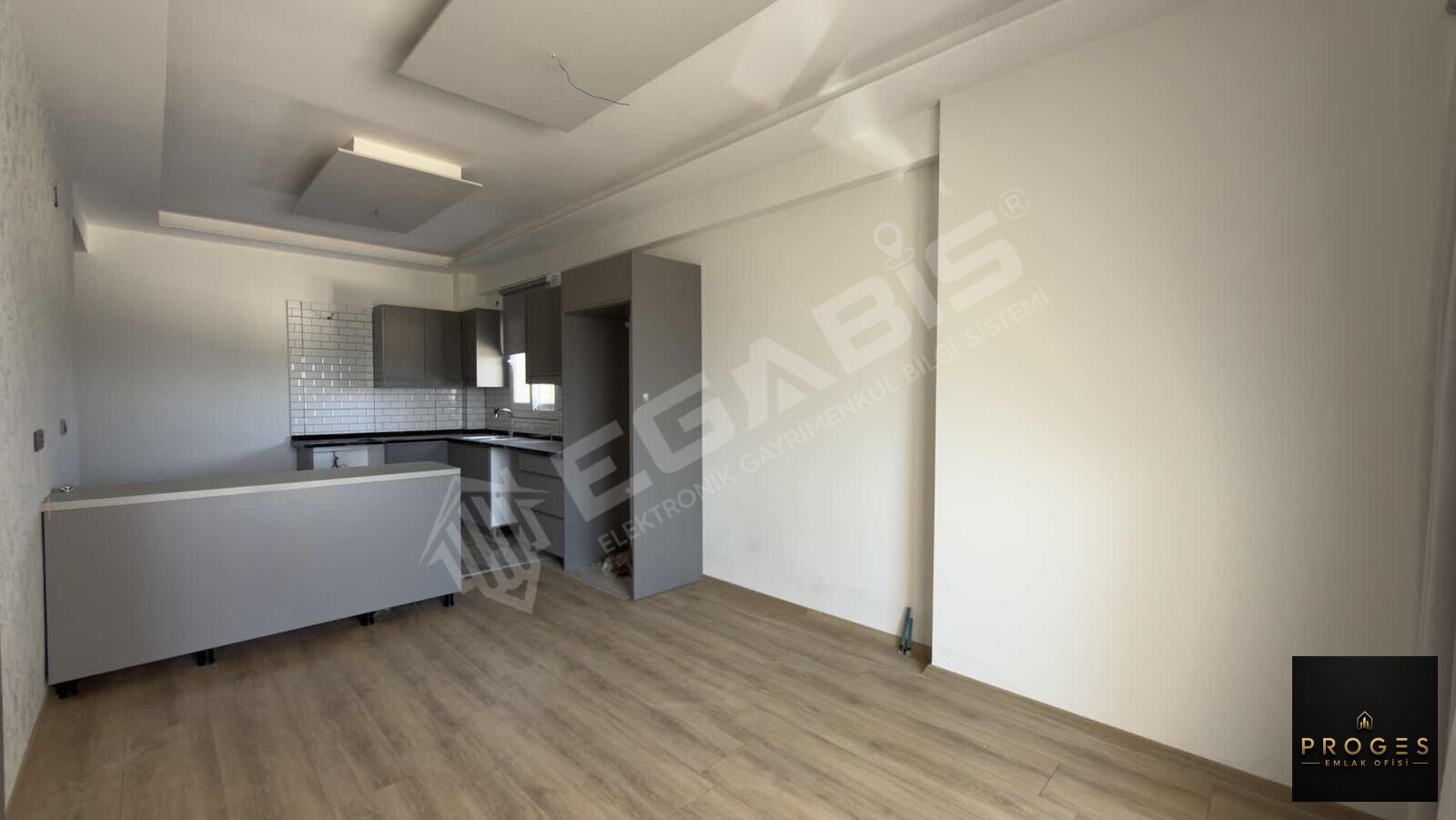PROGES'TEN ARPAÇBAHŞİŞ'TE ULTRA GENİŞ HAVUZLU 1+1 SATILIK DAİRE - 8