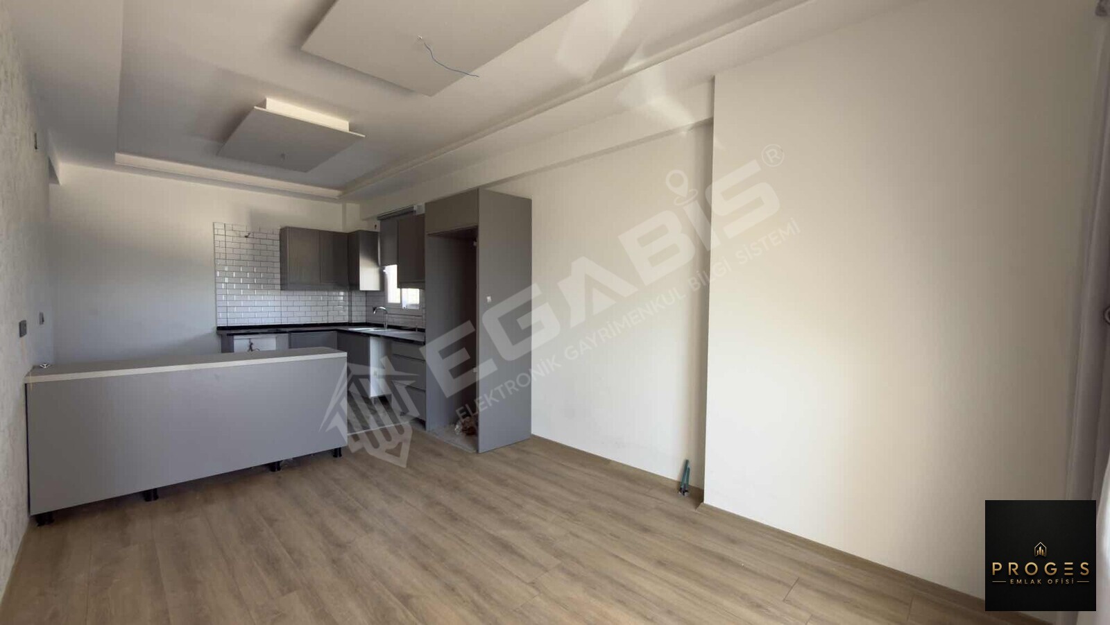 PROGES'TEN ARPAÇBAHŞİŞ'TE ULTRA GENİŞ HAVUZLU 1+1 SATILIK DAİRE - 9