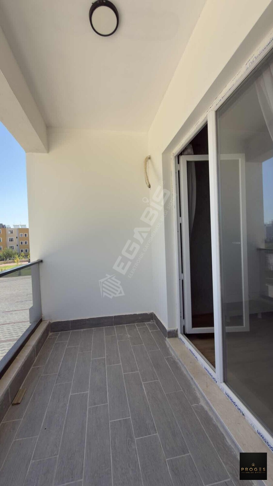 PROGES'TEN ARPAÇBAHŞİŞ'TE ULTRA GENİŞ HAVUZLU 1+1 SATILIK DAİRE - 11