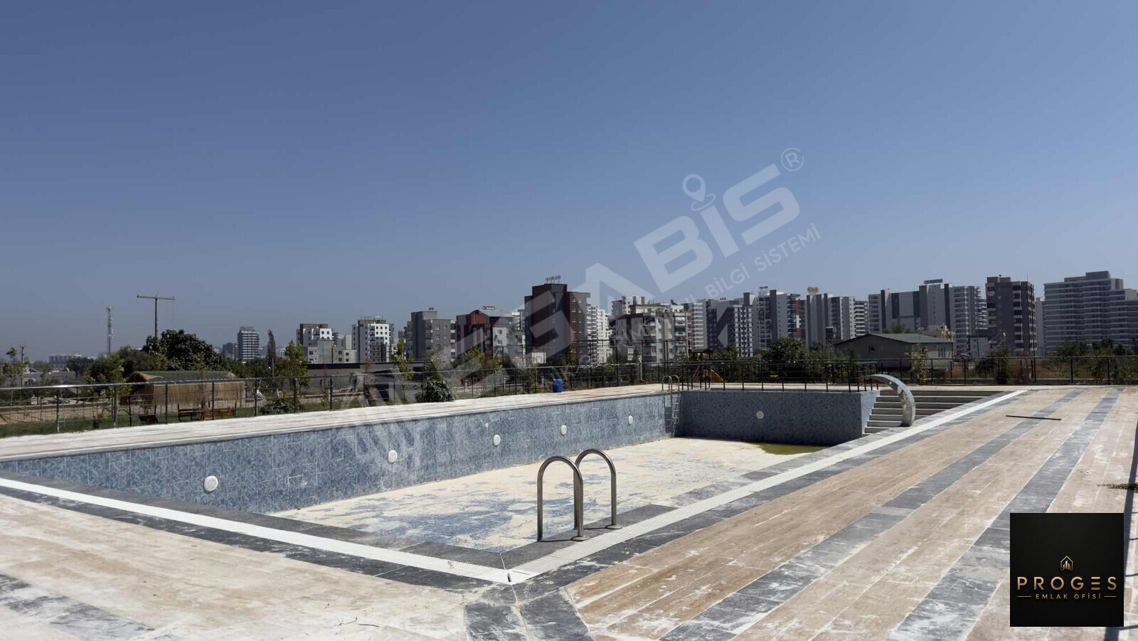 PROGES'TEN ARPAÇBAHŞİŞ'TE ULTRA GENİŞ HAVUZLU 1+1 SATILIK DAİRE - 24