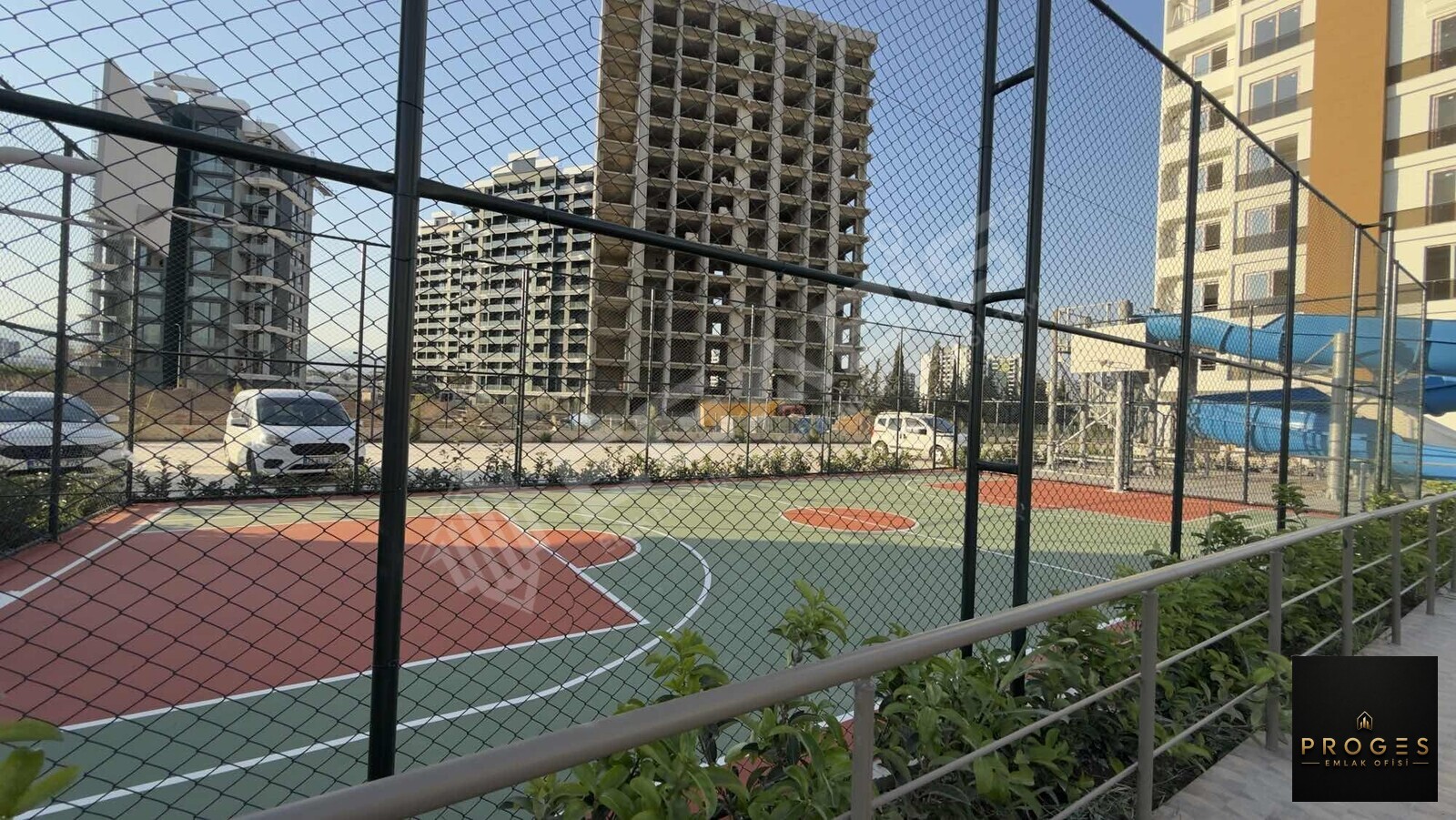 PROGES'TEN TECE'NİN YÜKSELEN BÖLGESİNDE HAVUZLU 1+1 SATILIK - 5
