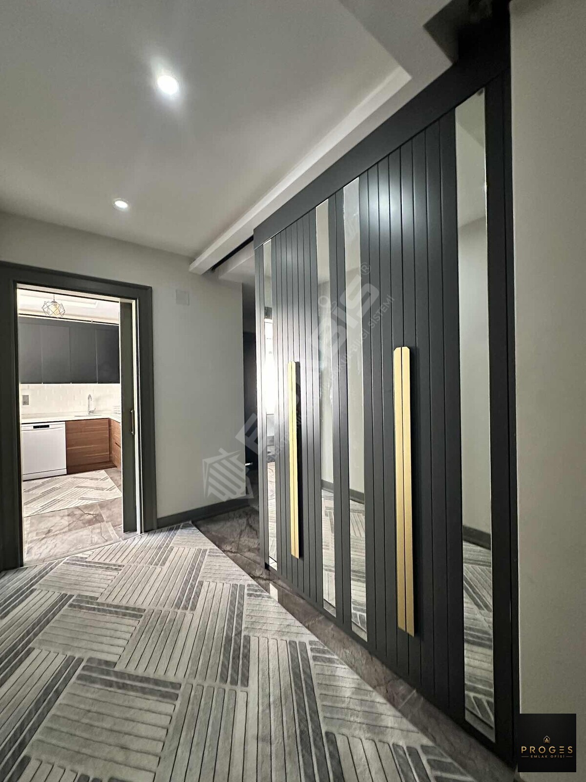 PROGES'TEN TECEDE EŞYALI SATILIK 2+1 DAİRE - 7