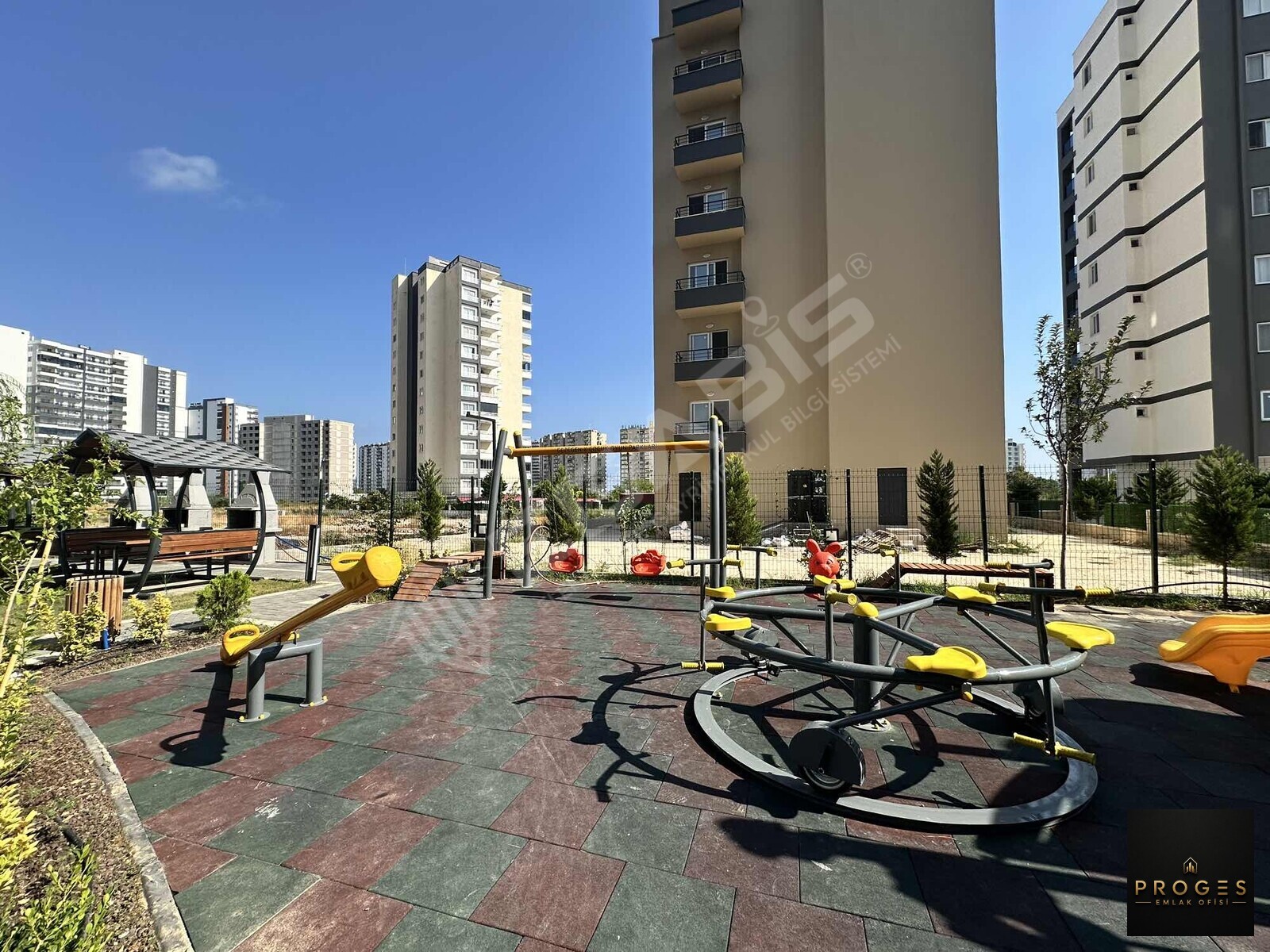 PROGES'TEN TÖMÜKTE LÜKS KONSEPT SİTEDE EŞYALI SATILIK 1+1 DAİRE - 17
