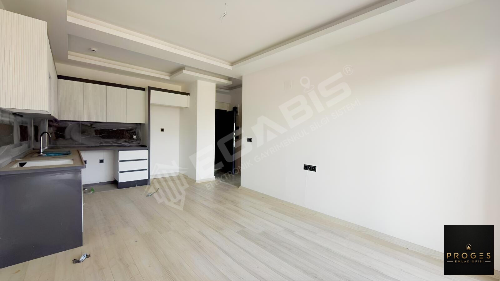 ARPAÇBAHŞİŞ'TE DENİZ MANZARALI SATILIK 1+1 YAZLIK - 2