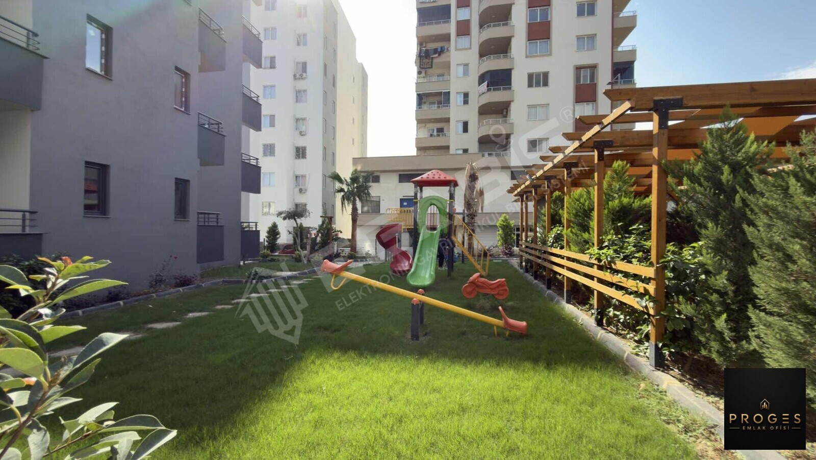 TÖMÜK MAHALLESİ İSKANLI AÇIK&KAPALI HAVUZ 1+1 HAVUZ CEPHESİ - 18