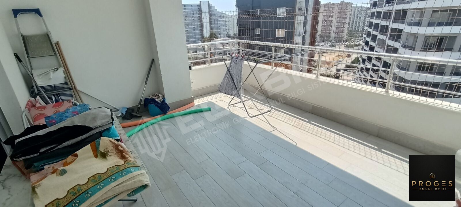 PROGES'TEN TÖMÜKTE HAVUZLU BAKIMLI 2+1 SATILIK DAİRE - 6