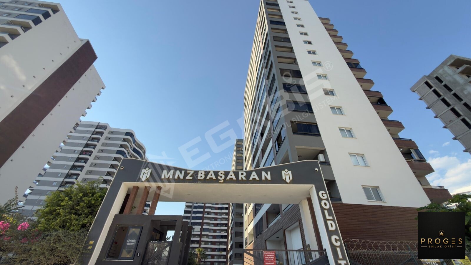 İSKANLI KAT MÜLKİYETLİ FULL EŞYALI LÜX SATILIK 1+1 YAZLIK - 2